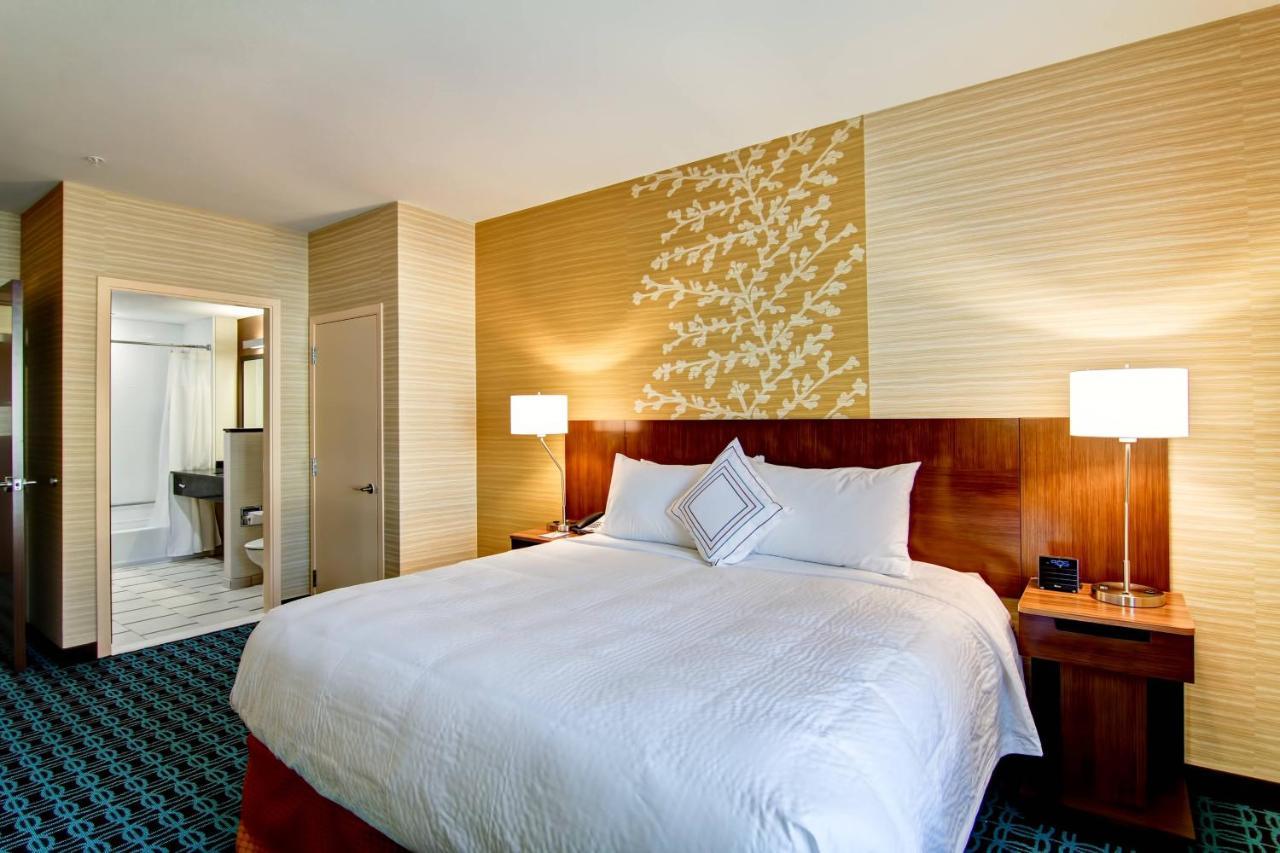 Fairfield Inn & Suites By Marriott קמלופס מראה חיצוני תמונה